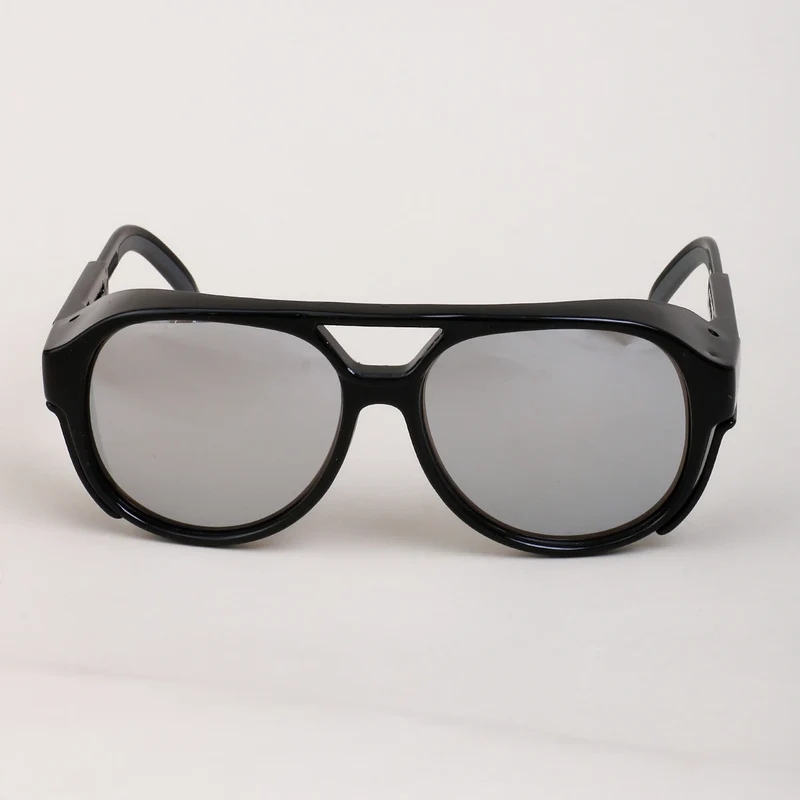 Dame oversized solbriller i geometrisk design med robust ramme og polarisert glass Luvikno