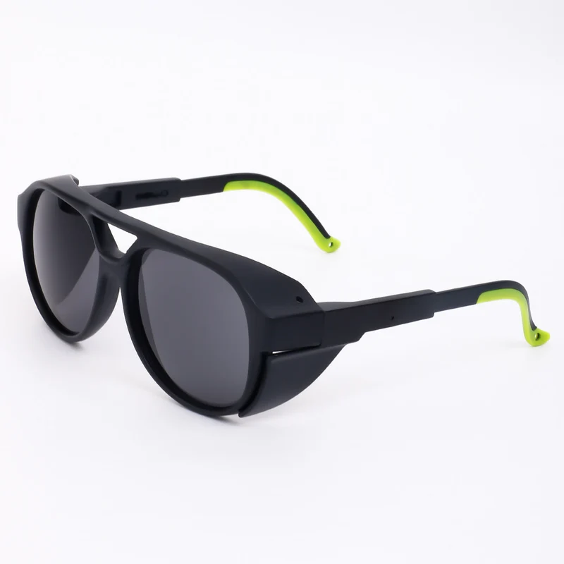 Dame oversized solbriller i geometrisk design med robust ramme og polarisert glass Luvikno
