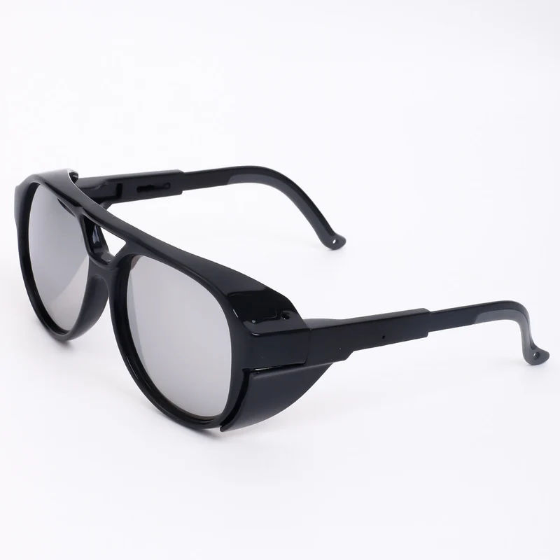 Dame oversized solbriller i geometrisk design med robust ramme og polarisert glass Luvikno