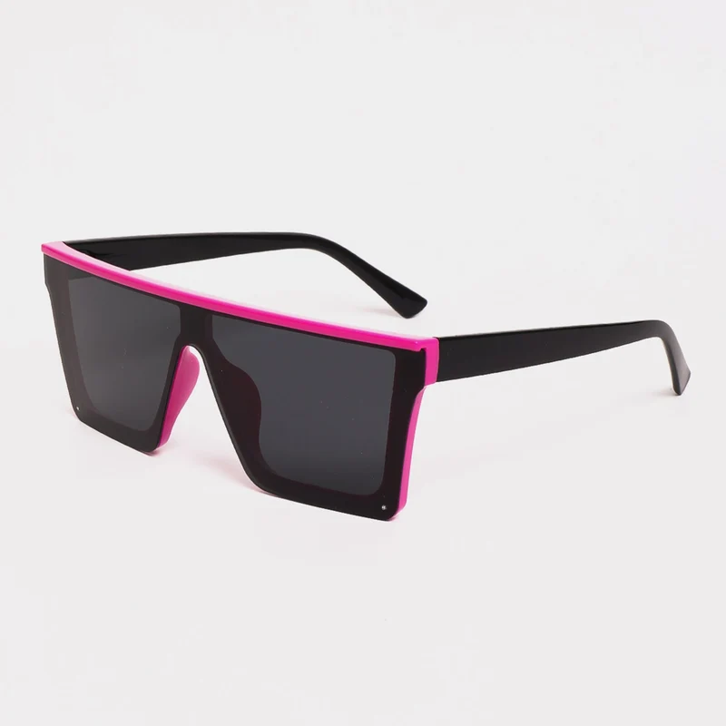 Dame oversized solbriller i futuristisk design Luvikno