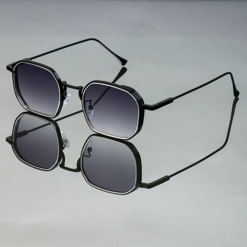 Dame moteriktig solbrille med stilfull, firkantet ramme og UV-beskyttelse Luvikno