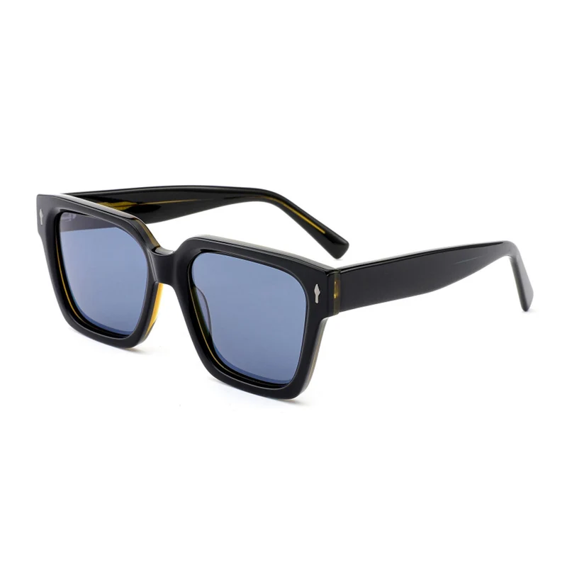 Dame moteriktig solbrille med robust ramme og UV-beskyttelse Luvikno