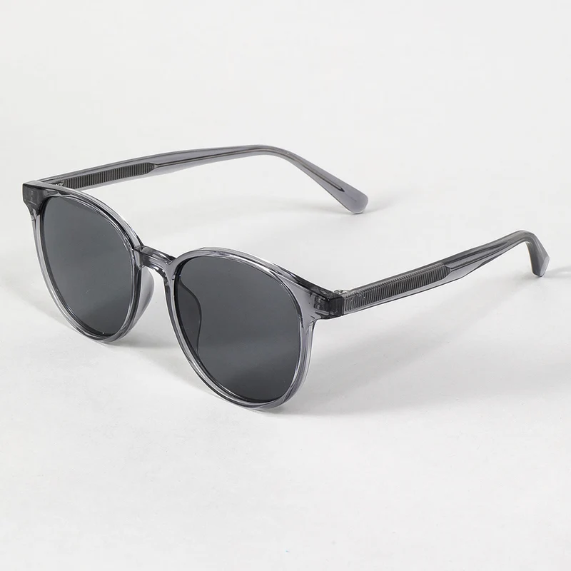 Dame moterik solbrille i elegant, rund design med UV-beskyttelse Luvikno