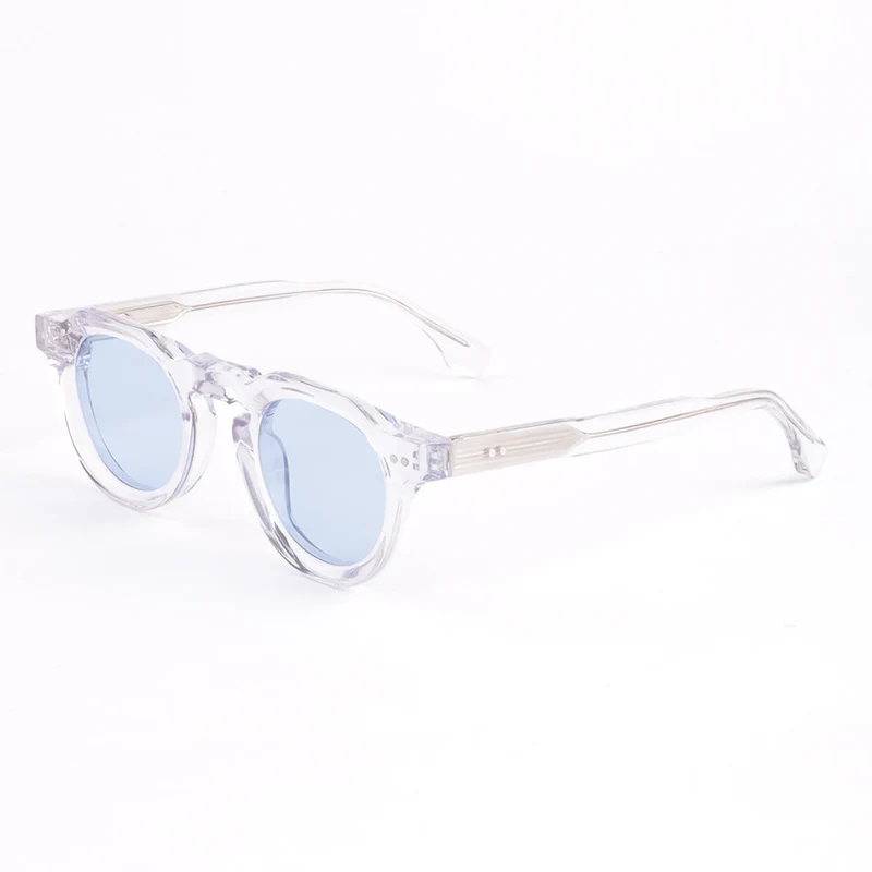 Dame moteriktig solbrille i unikt retrodesign med polariserte linser Luvikno