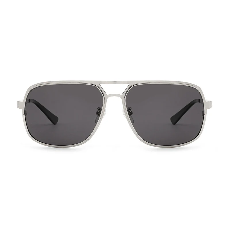 Dame stor solbrille i moderne design med robust ramme Luvikno