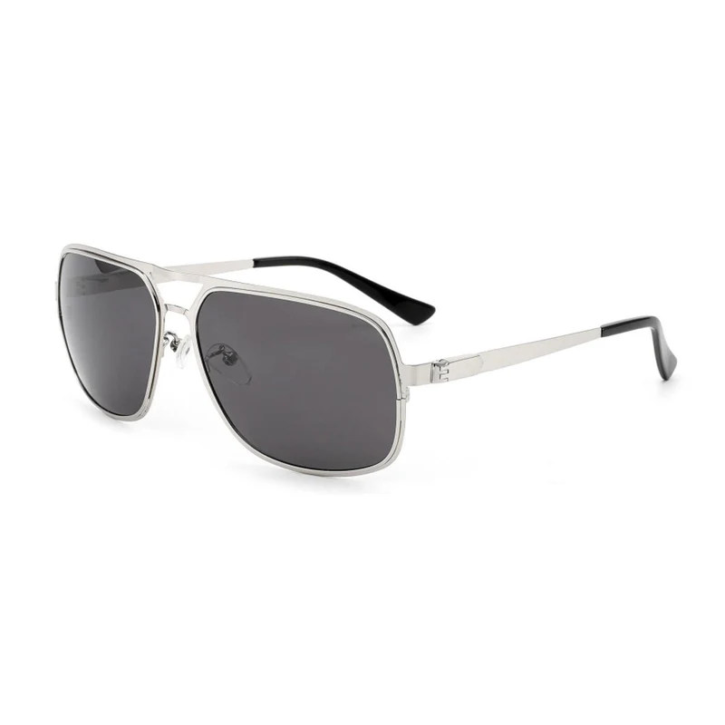 Dame stor solbrille i moderne design med robust ramme Luvikno