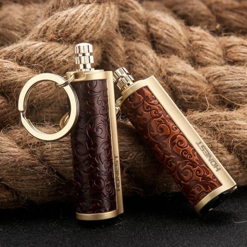 Lærri nøkkelring Metall Tenner Inferno Lighter | Luvikno