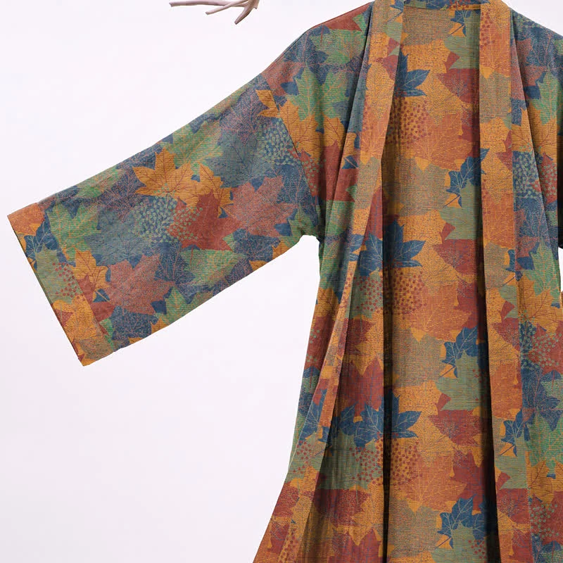 Kimono-Bademantel aus Baumwolle mit Ahornblattmuster für den Herbst