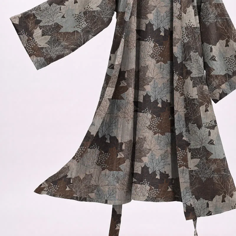 Kimono-Bademantel aus Baumwolle mit Ahornblattmuster für den Herbst