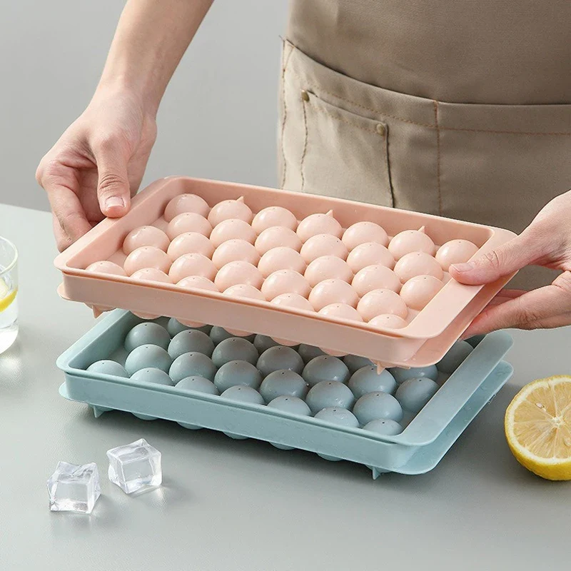 EisKugel Meister Eiswürfelform – Runde Eiswürfelform mit Deckel | Kugelförmige Eiswürfel für Whisky, Cocktails & Erfrischungsgetränke | Wiederverwendbare Eisform