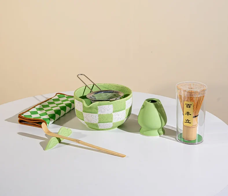 MatchaGenuss Keramik-Teeset – Japanisch Inspiriertes Matcha-Set mit Teeschale & Bambusbesen | Mehrteiliges Zubehörset | Für Matcha-Zubereitung & Teezeremonie