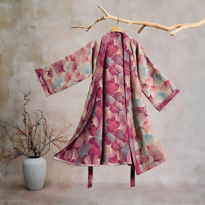 Künstlerischer Kimono aus Ginkgoblättern – Loungewear-Bademantel