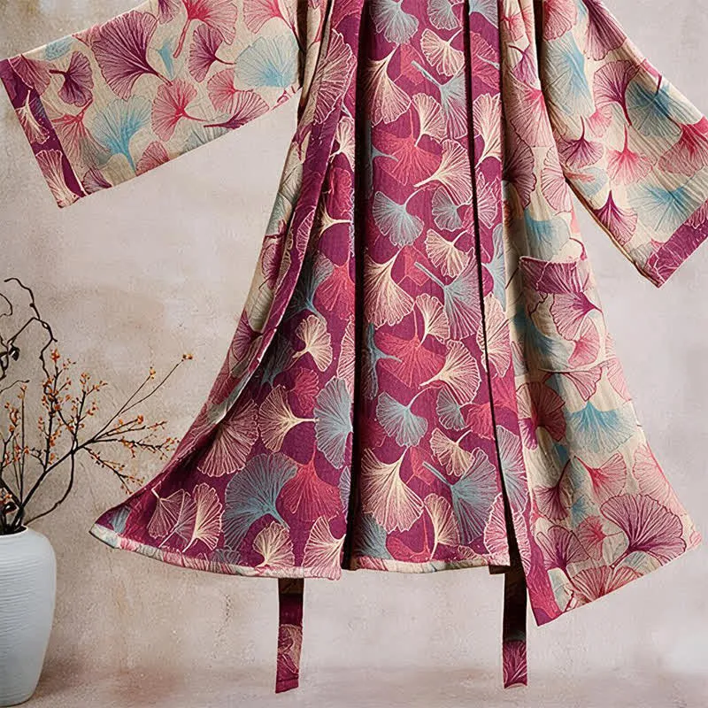 Künstlerischer Kimono aus Ginkgoblättern – Loungewear-Bademantel