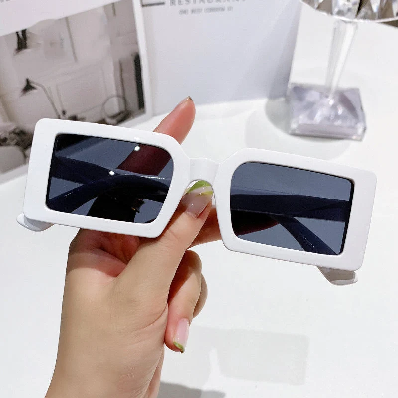 Dame trendy kvadratisk solbrille med polarisert glass Luvikno