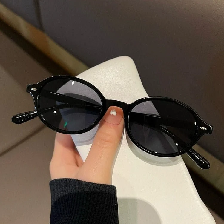 Dame modische solbrille i elegant ovaldesign Luvikno