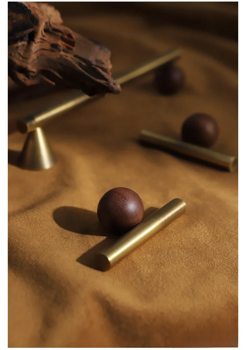Valnora WoodLine Möbelgriff & Knopf – Bronze-Messing Look mit Walnussholz Akzent (128 mm)