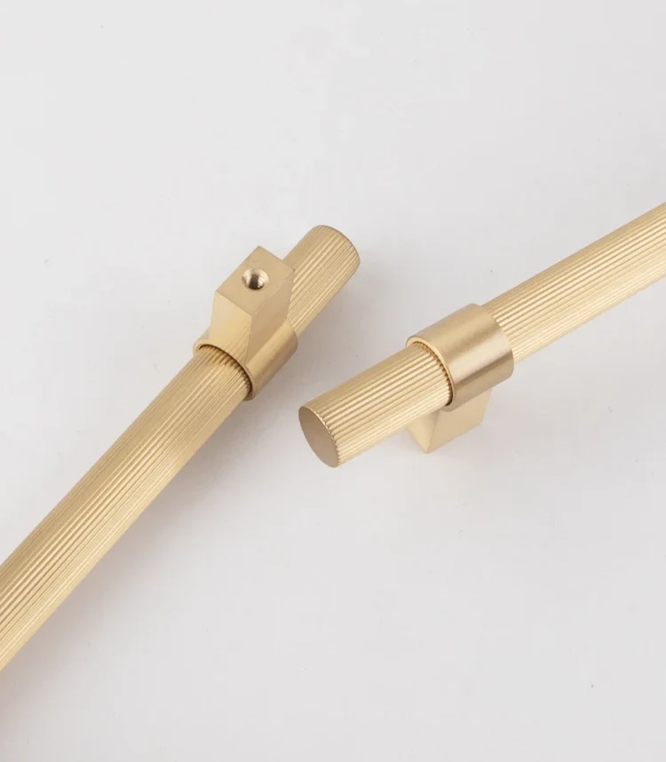 Lumarex LineaGold Möbelgriff 96 mm