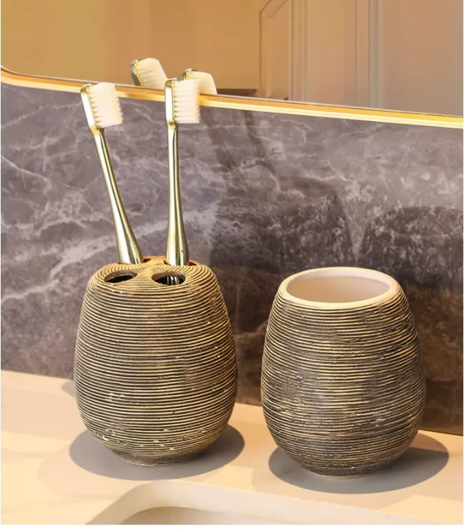 CeramiLux Vintage Badezimmer Set – Duschgel Flasche, Zahnbürstenhalter & Mundspülbecher