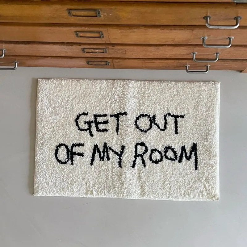UrbanLetter INS Designmatte – Schwarze Bodenmatte für Schlafzimmer & Wohnzimmer