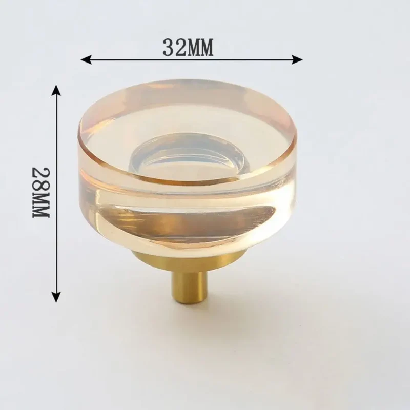 LuxoraCrystal Champagne – Kristall Möbelknopf mit Goldbasis