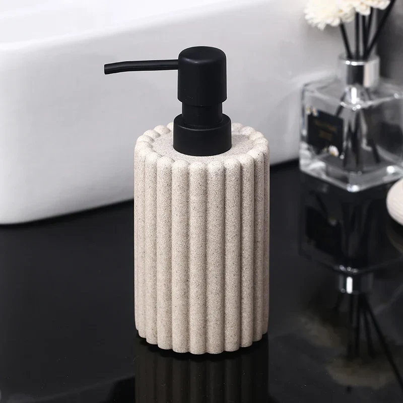 CeramiPure Studio Kreativer Keramik Seifenspender – Elegantes Badaccessoire für Zuhause & Hotel