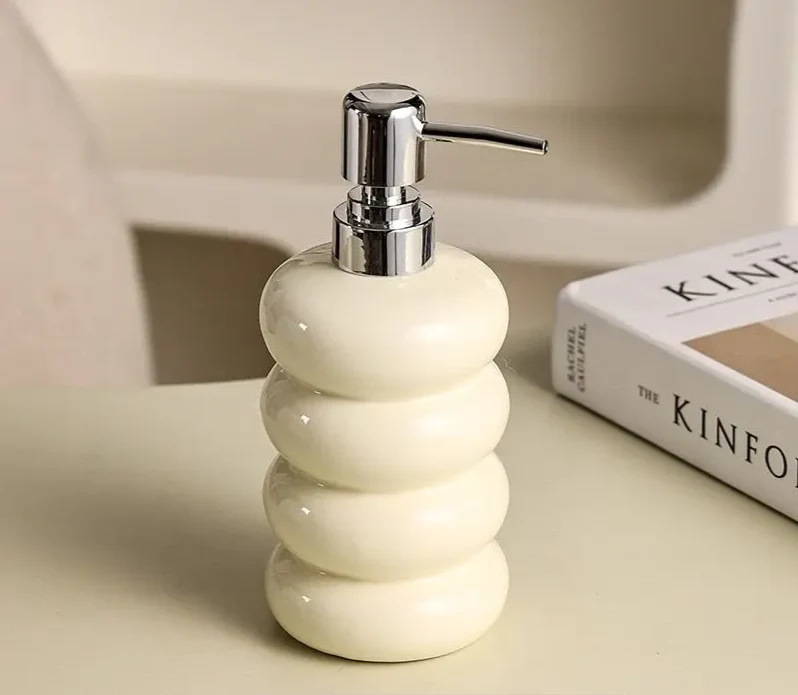 PureCeram Luxe Keramik Seifenspender – Elegante Flasche für Bad, Küche & Hotel