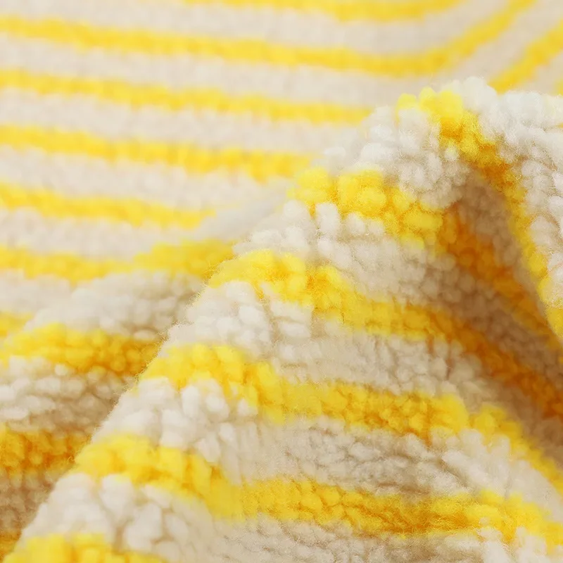 LambSoft Stripe Jacquard Lammfleece Stoff – Weiches Premium-Textil für Kinderkleidung & DIY