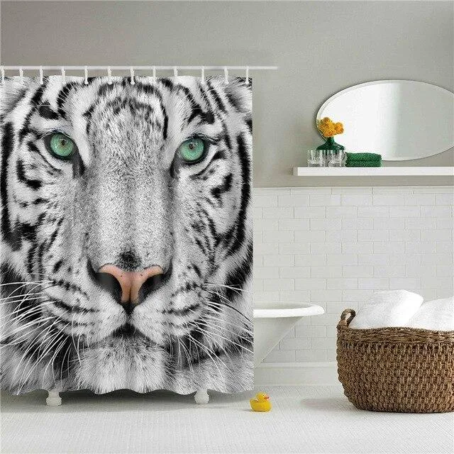 Duschvorhang mit realistischem Tiger Gesicht Motiv