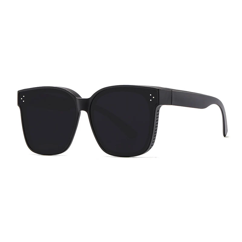 Dame firkantet solbrille med beskyttende UV-filter og stilfull ramme Luvikno