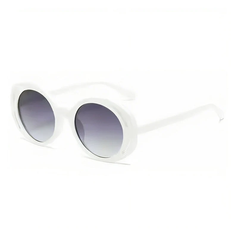 Dame Ovalformet Designer-solbrille med klassisk detalj Luvikno