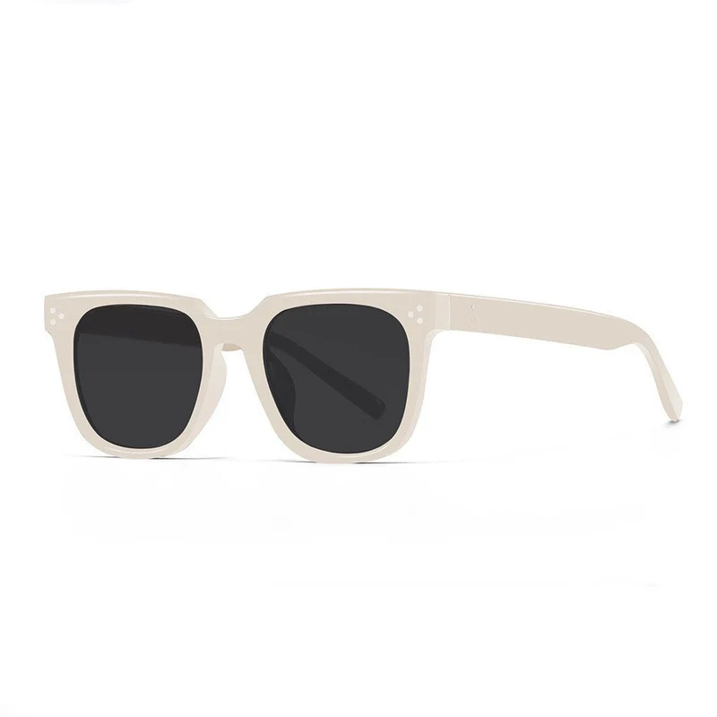 Dame fashionable solbrille med robust ramme og UV-beskyttelse Luvikno