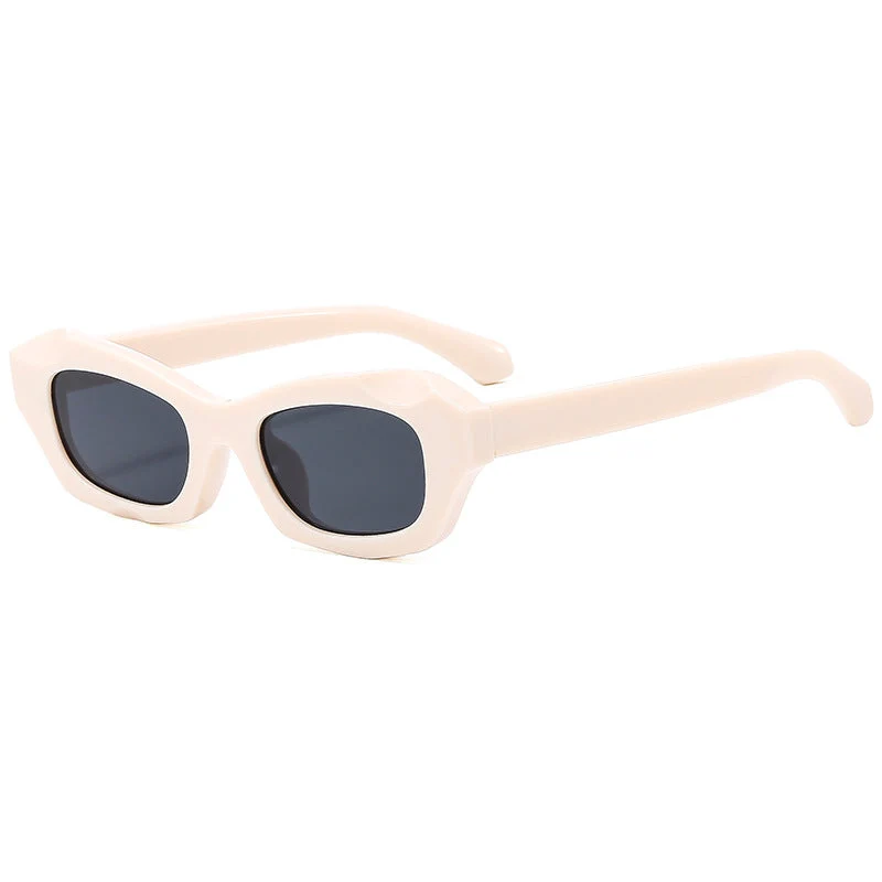 Dame Motemer Solbrille med markant design og UV-beskyttelse Luvikno