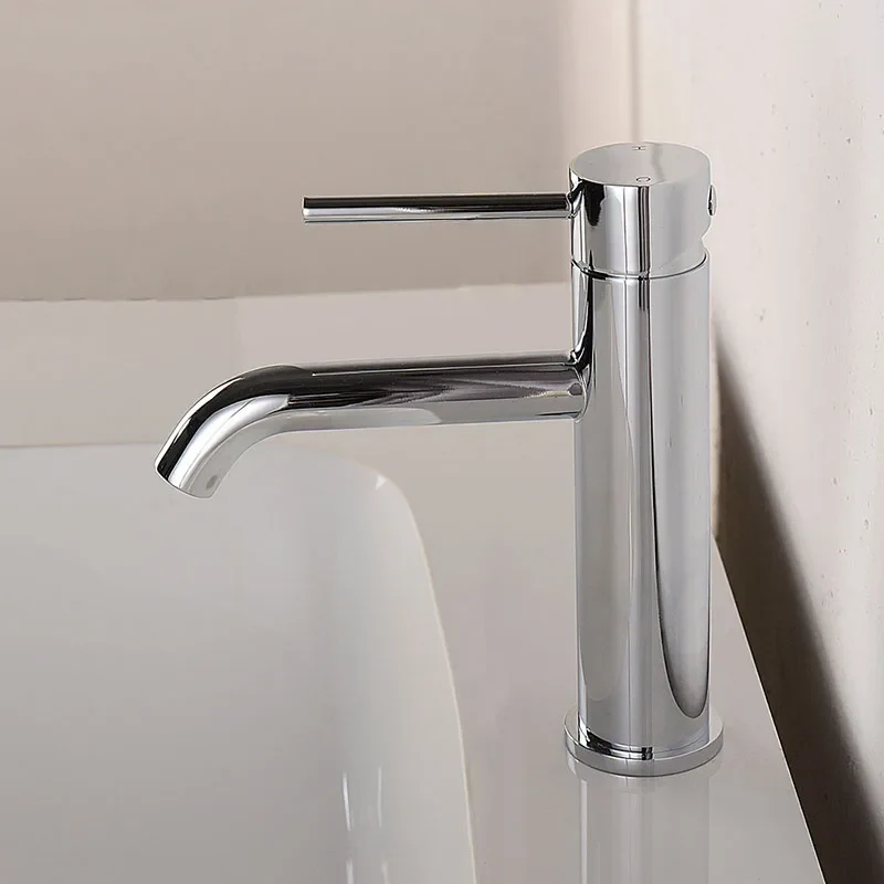 ROSEVÉRA Brushed Gold – Design Waschtischarmatur aus Edelstahl (Einloch, Einhebel)
