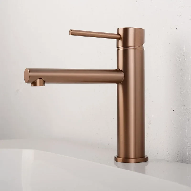 ROSEVÉRA Brushed Gold – Design Waschtischarmatur aus Edelstahl (Einloch, Einhebel)