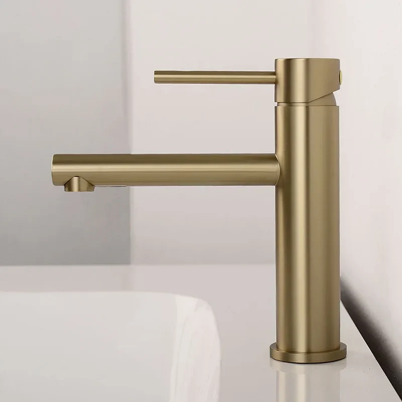 ROSEVÉRA Brushed Gold – Design Waschtischarmatur aus Edelstahl (Einloch, Einhebel)