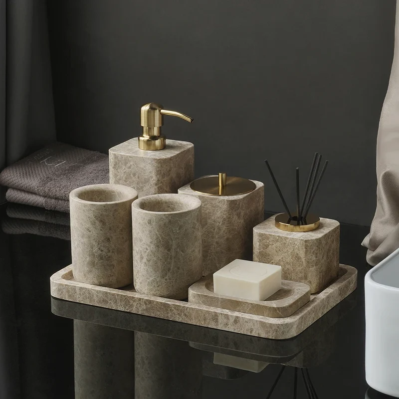 ImperioMarble Emperador Light – Luxus Naturmarmor Badezimmer Accessoires Set (7-teilig)