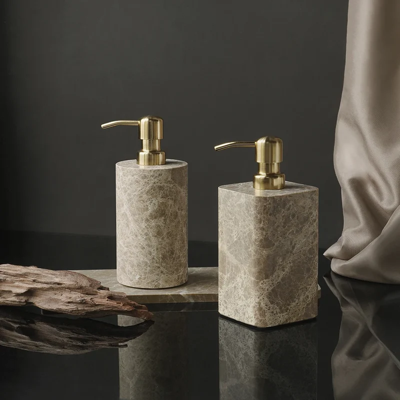 ImperioMarble Emperador Light – Luxus Naturmarmor Badezimmer Accessoires Set (7-teilig)