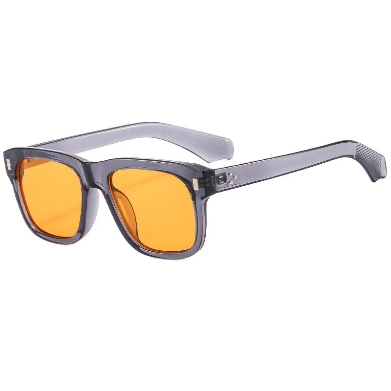 Dame fashion solbriller i stilfull og moderne design Luvikno