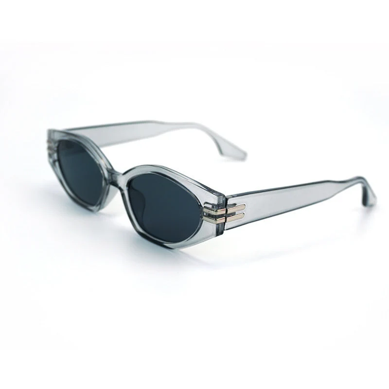 Dame Cat-Eye solbriller i stilfull design med robust ramme Luvikno