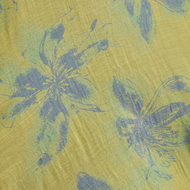 Kimono-Bademantel aus azurblauem Baumwollgaze