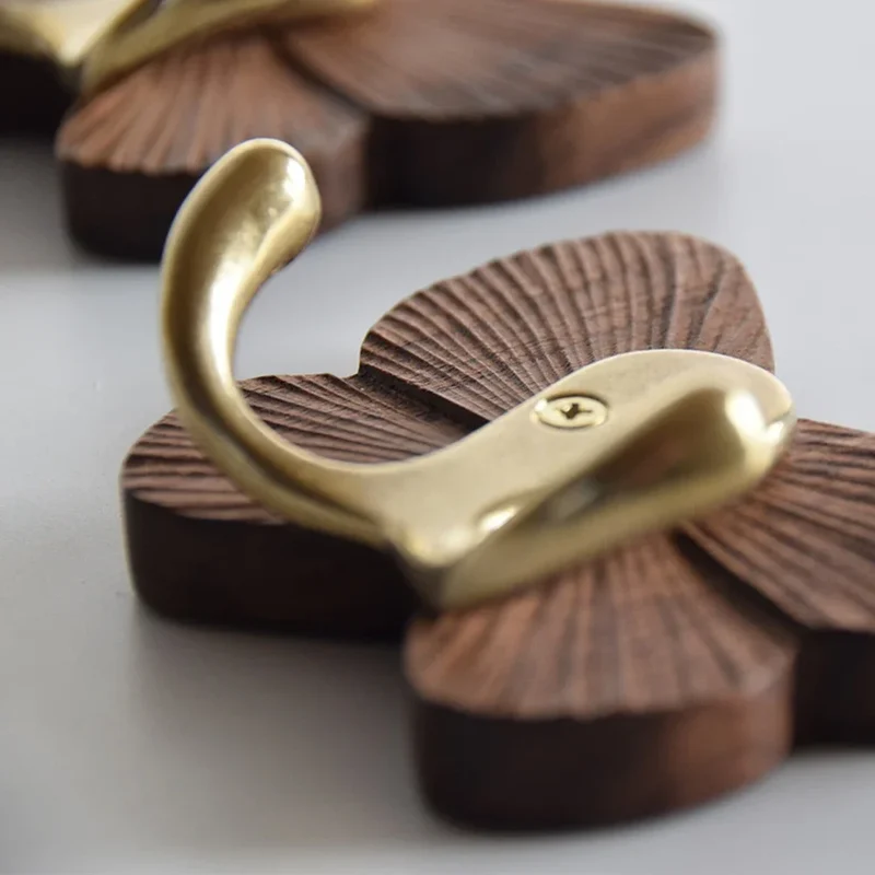 RetroButterfly Wandhaken aus Schwarznuss