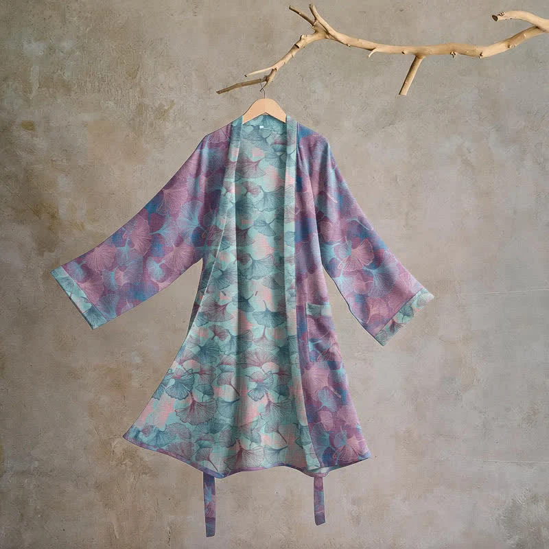 Traumhafter Kimono-Bademantel aus Baumwolle mit Ginkgoblattmuster