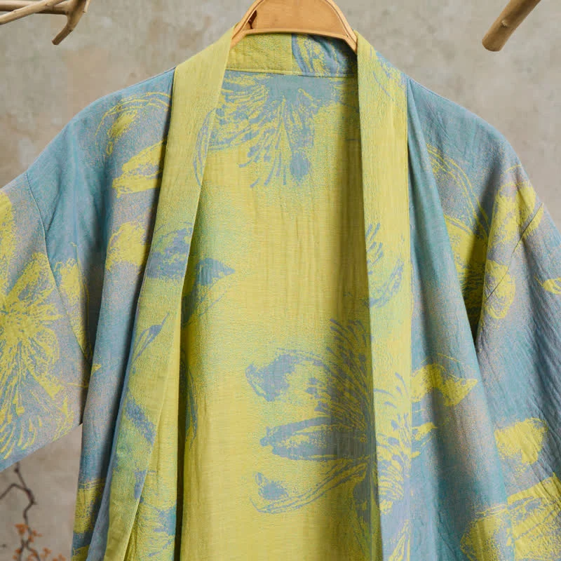 Kimono-Bademantel aus doppellagigem Baumwollgewebe mit Blumenmuster im Boho-Stil