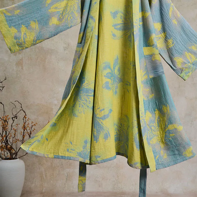 Kimono-Bademantel aus doppellagigem Baumwollgewebe mit Blumenmuster im Boho-Stil
