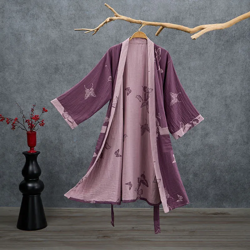 Kimono-Bademantel aus doppellagigem Baumwoll-Doppelgaze mit Schmetterlingsmotiv