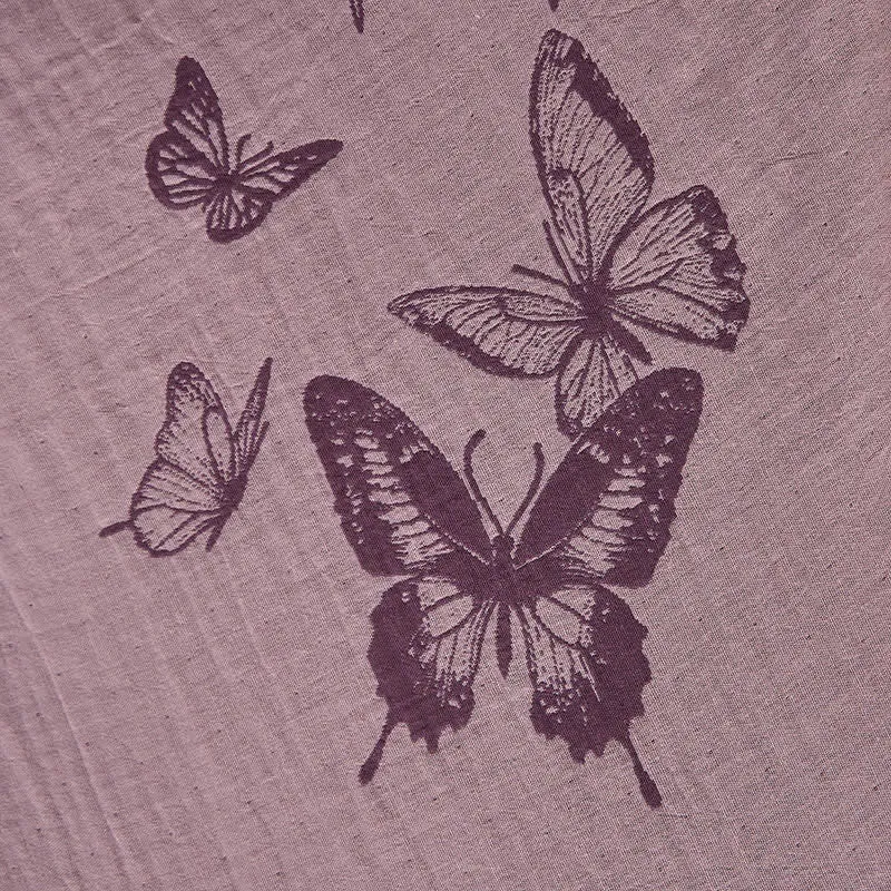 Kimono-Bademantel aus doppellagigem Baumwoll-Doppelgaze mit Schmetterlingsmotiv