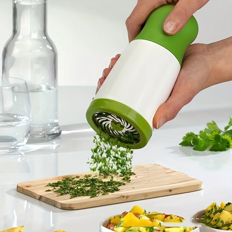 HerbMaster Pro – Manueller Kräutermühle & Gemüseschneider
