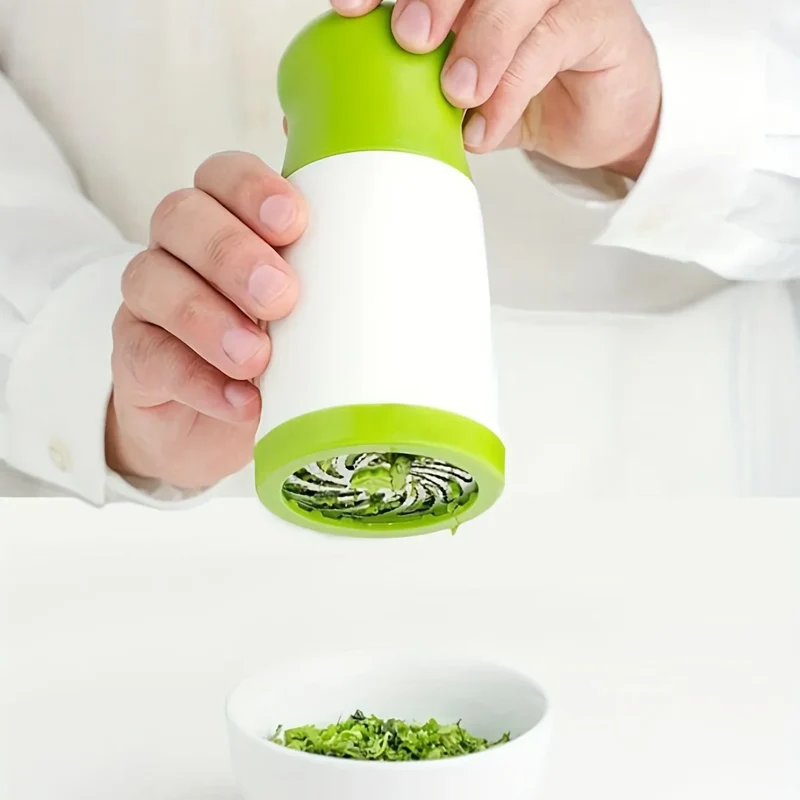 HerbMaster Pro – Manueller Kräutermühle & Gemüseschneider