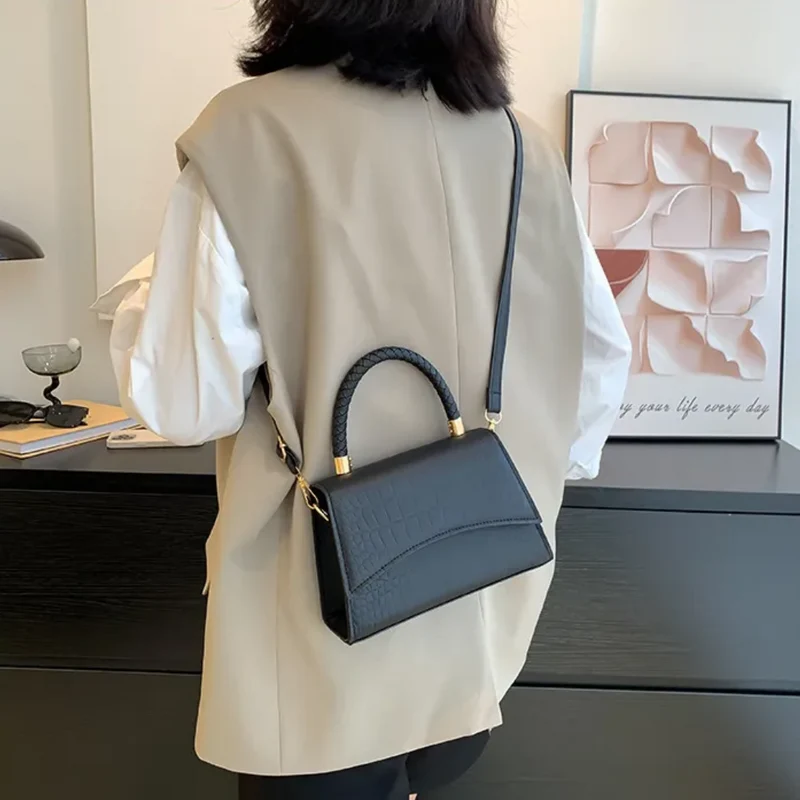 Stil Vår Kvinners Håndveske laget av PU-lær med Crossbody stropp | Luvikno