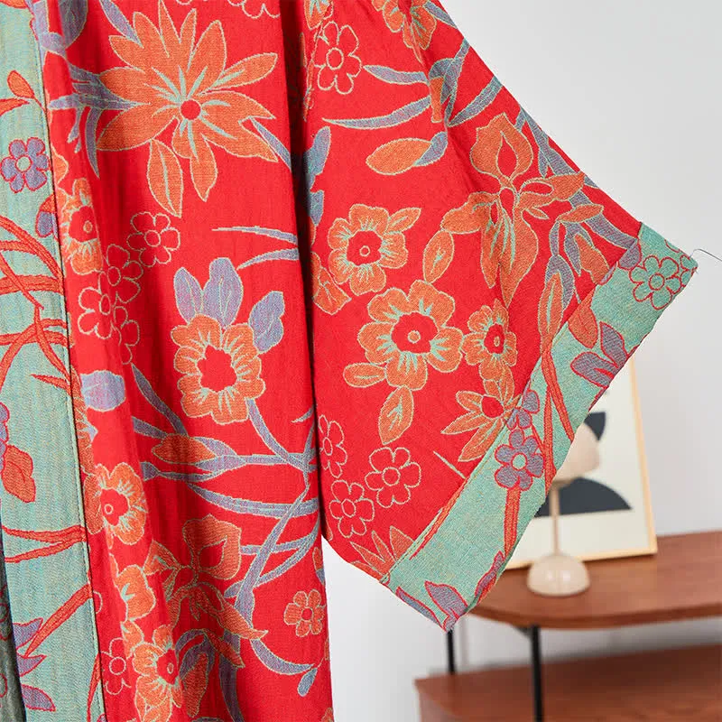 Kimono-Bademantel aus böhmischem Musselin mit Blumenmuster